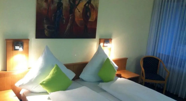 Трёхместный номер Standard StadtHotel Bad Fallingbostel