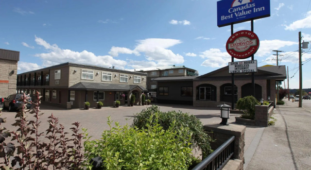Люкс Canadas Best Value Inn-Prince George