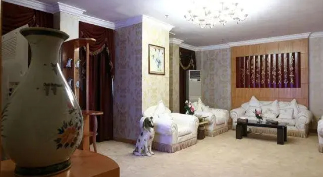 Номер Superior Economic Trade Hotel