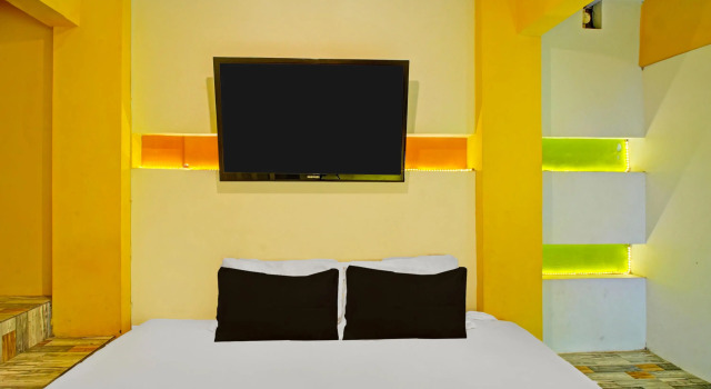 Номер Standard OYO 94764 Syariah KamarGue