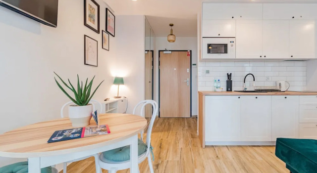 Люкс APARTAMENTY MIERZEJA - STEGNA PARK STUDIO, 500m od plaży, bezpłatny meleks