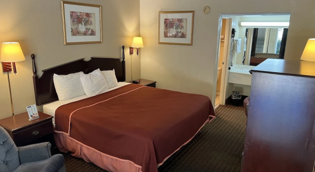 Howard Johnson - Cleveland, Rezervovat Hotel Cleveland Georgie