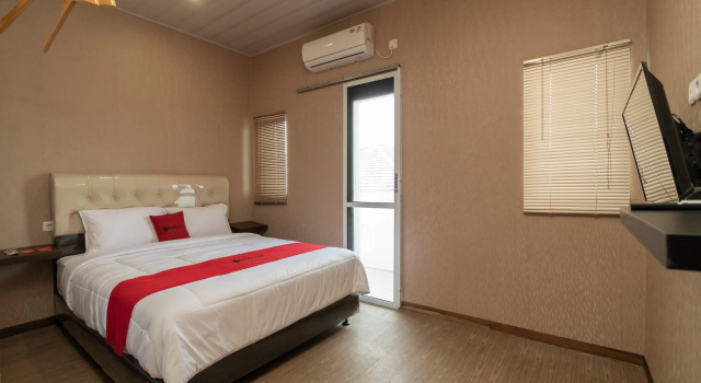 Reddoorz Jalan Srikandi Pekanbaru, Rezerwuj Hotel Pekanbaru Sumatra