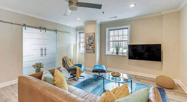 Апартаменты Charming Apartment in Downtown Winston-salem!