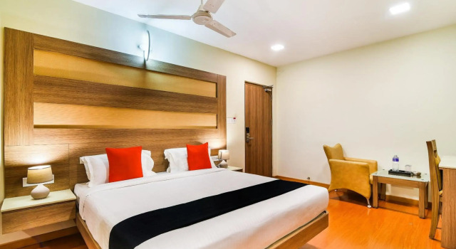 Super OYO Capital O 37664 Hotel Grand Plaza, Забронировать Отель Отели Коимбатур 3 звезды, 3*