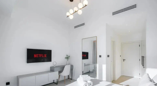 LUX The Premium Marina Sea View Suite