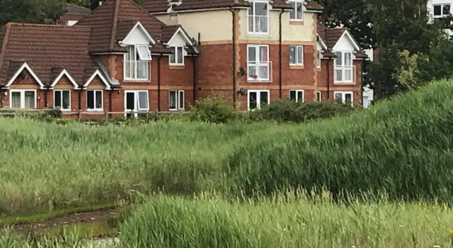 Апартаменты Weston Shore