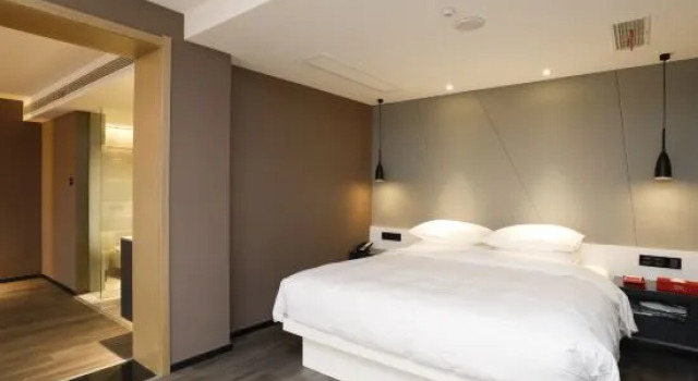 Люкс Comfort Ramada by Wyndham Yangzhou Slender West Lake
