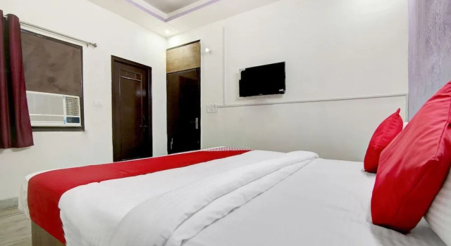 Hotel Yuvraj Grand by OYO Rooms