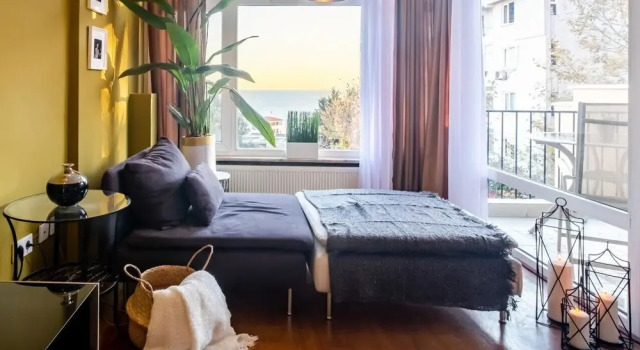 Chic Flat With Balcony Near Moda Shore, Boek Appartement Kadıköy 