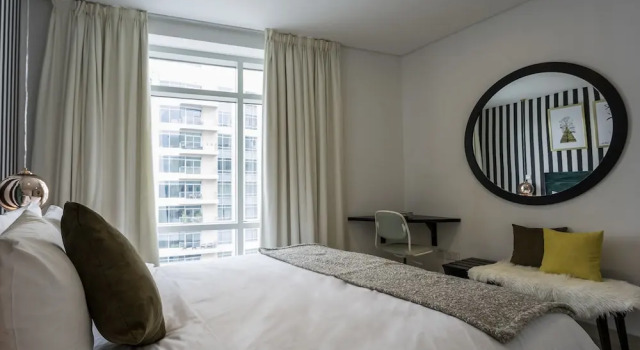 One Perfect Stay - 1BR at Burj Views, Забронировать Отель Даунтаун Дубай , рядом с Дубайский аквариум