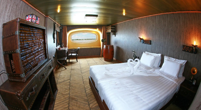 Номер Deluxe Vintage Luxury Yacht Hotel