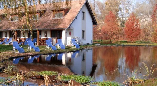 Lovaspanzi Hvz, Buchen Sie Hotel Keszthely 