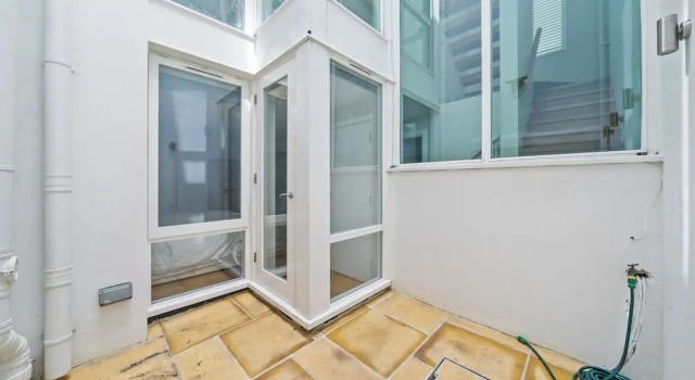 Коттедж 3 Bed City Centre House Sleeps 6 - Parking, Wifi