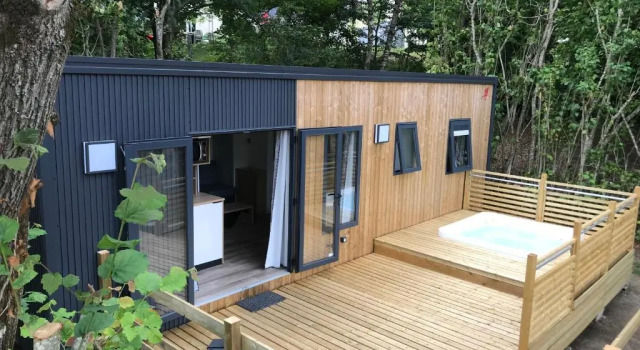 Бунгало Deluxe Camping Du Perche Bellemois