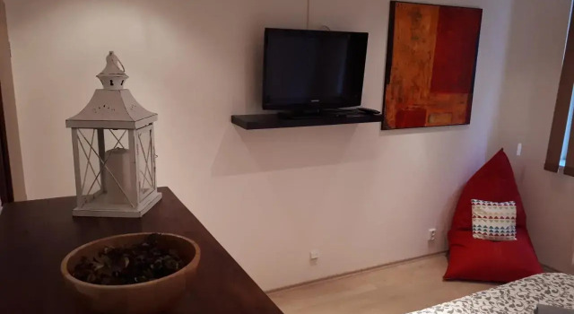 Útulný apartmán v Bratislava 6, Забронировать Отель Братислава Братиславский край, рядом с Мавзолей Хатама Софера