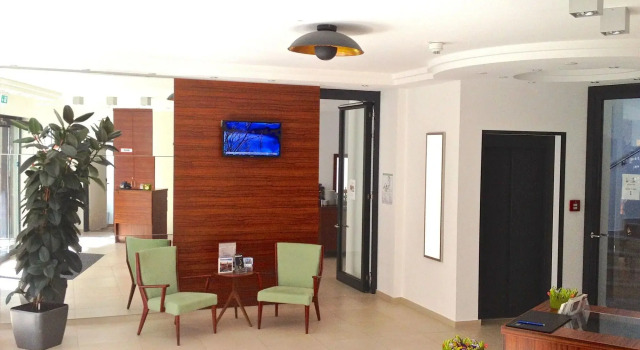Augusten Hotel
