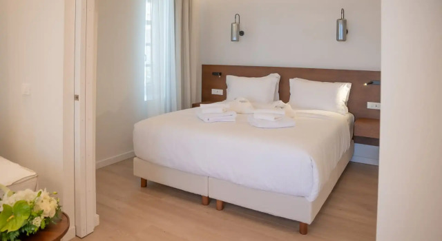 Полулюкс Liberty Suites Spetses