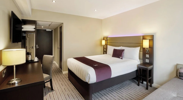 Standard- dobbelt værelse Premier Inn Torquay Harbour