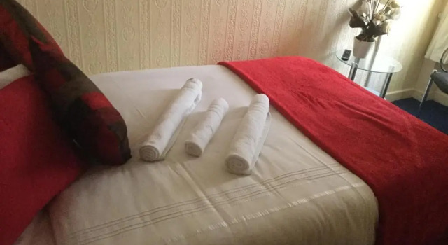 Номер Economy The Benson Hotel