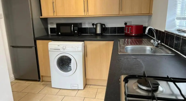 Spacious gem in Wallasey, Prenota Hotel Wallasey Wirral