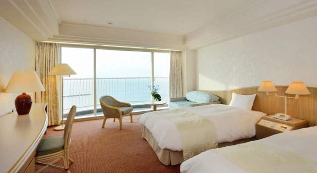 Номер Superior с балконом Irago Resort & Convention Hotel