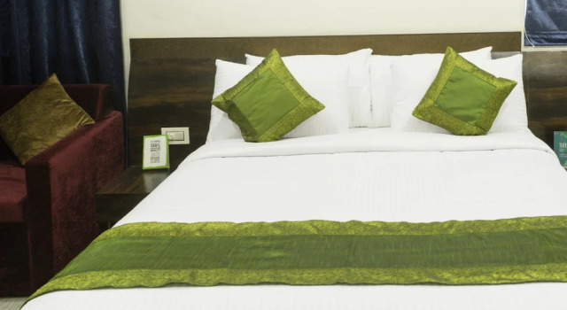 Номер Standard Hotel Indralok Inn