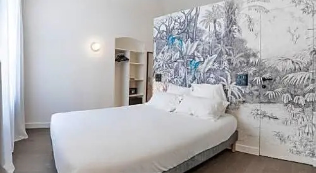Monsieur Miot Concept Hotel - Bastia centre, Забронировать Отель Отели Бастия 3 звезды, рядом с Statue of Napoléon Bonaparte, 3*