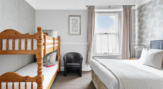 Standard Zimmer Kethla House