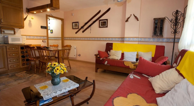 Apartment With one Bedroom in Espot, With Wonderful Mountain View, Enclosed Garden and Wifi