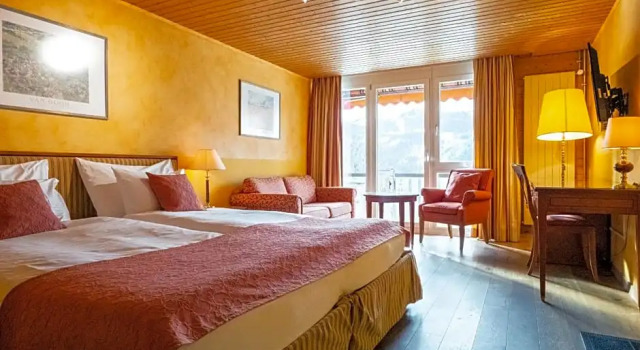 Семейный номер Standard Hotel Silberhorn - Residences & Spa Wengen