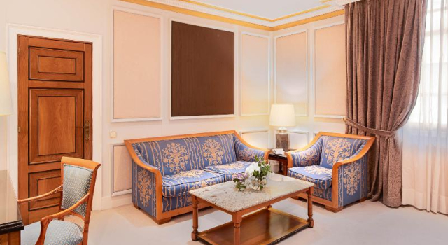 Полулюкс Standard Eurostars Hotel de la Reconquista