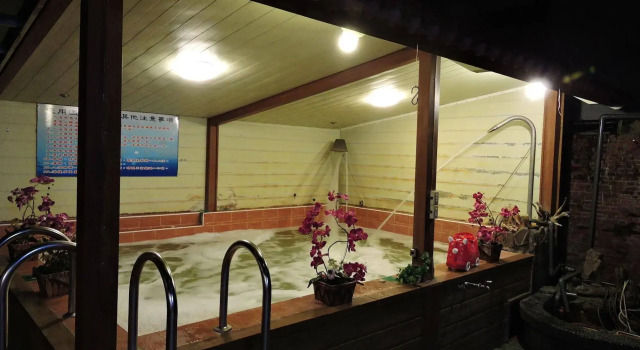 Longchi Hot-Spring Hotel, Đặt Khách sạn Jiaosi Đài Loan