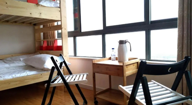 Кровать в общем номере (мужской номер) Chongqing Zuji Youth Hostel