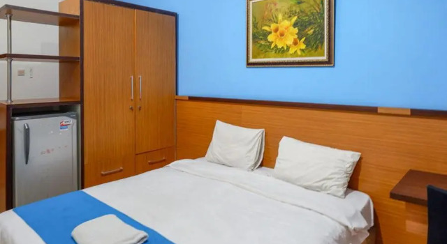 Habitación Superior Pineapple Mansion Solo Mitra RedDoorz near RS JIH Solo