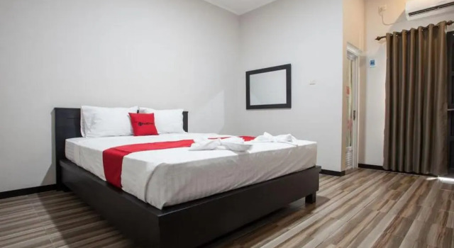 Camera doppia Standard RedDoorz Syariah Plus near Banyuwangi Airport