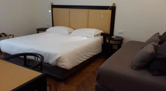 Трёхместный номер Standard Torrione Hotel