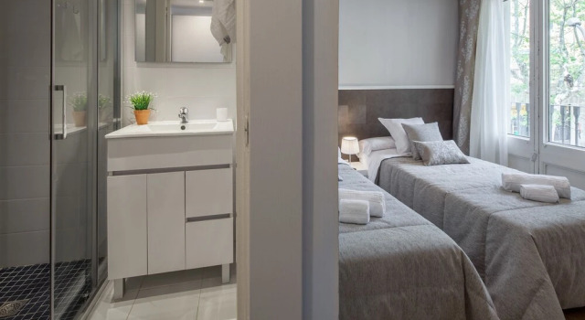 Habitat Apartments Parlament Balconies, Забронировать Апартаменты/квартира Старый город Барселона, рядом с Приход Св. Августина