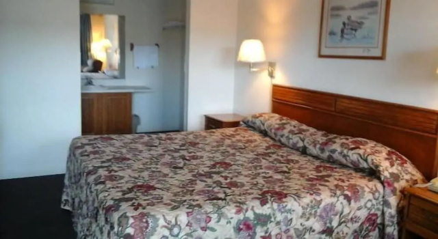 Standard- suite Royal Inn Cochran