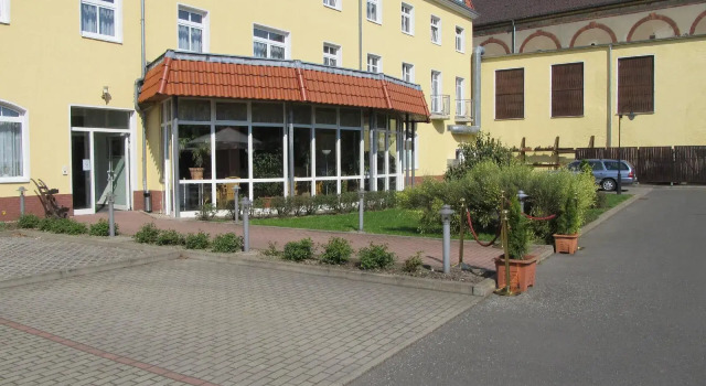 Brandiser Parkhotel, Book Hotel Hoteller i Brandis med parkering, Parkering