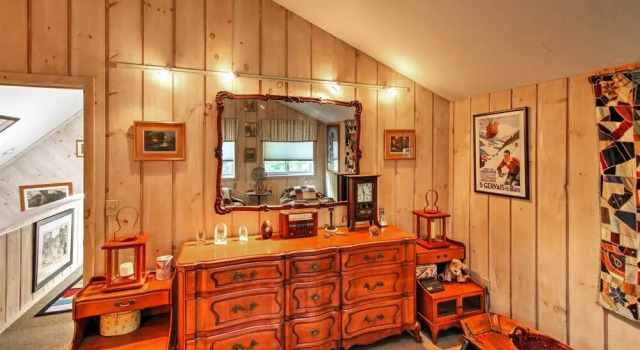 West Dover Vacation Rental w/ Hot Tub Near Mt Snow