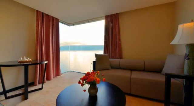 Valen Moon Resort