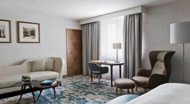 Двухместный полулюкс M Club Lounge Access Vienna Marriott Hotel