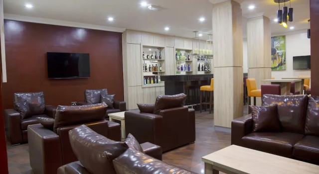 BON Hotel Elvis