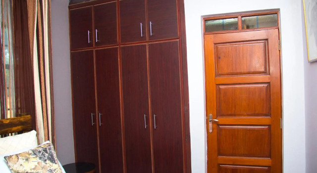 Minachai House Bnb