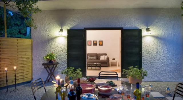 Коттедж с 3 комнатами Rododafni Bay Residences