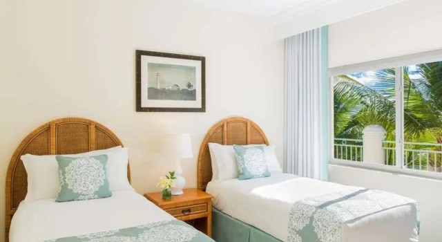 Номер Standard c 1 комнатой oceanfront The Sands at Grace Bay