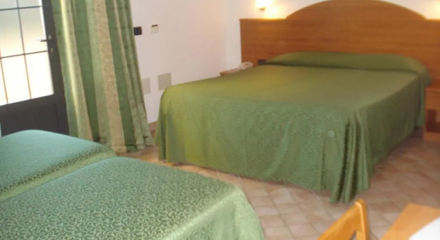 Номер Standard Carlos Hotel