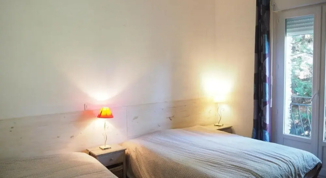 Коттедж с 4 комнатами с балконом Holiday home with swimming pool,Vaison-la-Romaine