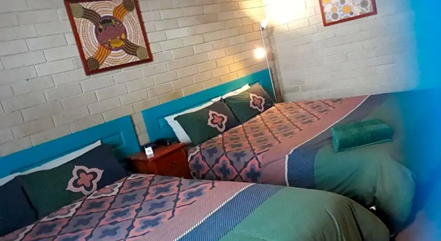 Четырёхместный номер Standard Moe Motor Inn - After Hours Check Inn Available